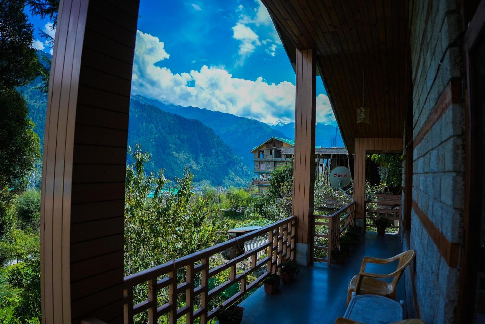 The Manu Emerald # Farmhouse # Top Selling Cottage In Manali # Peaceful Heritage Cozy Stay # Lawn With Bonfire # Most Awarded Zewnętrze zdjęcie