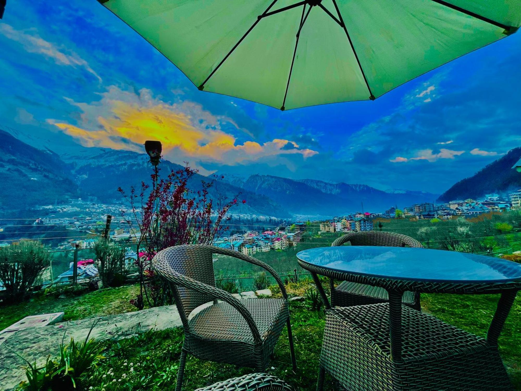 The Manu Emerald # Farmhouse # Top Selling Cottage In Manali # Peaceful Heritage Cozy Stay # Lawn With Bonfire # Most Awarded Zewnętrze zdjęcie