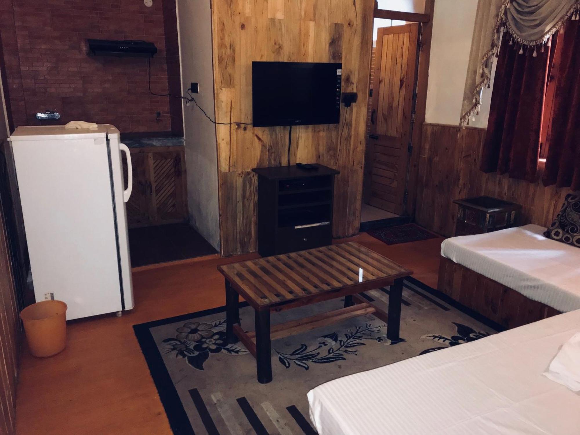The Manu Emerald # Farmhouse # Top Selling Cottage In Manali # Peaceful Heritage Cozy Stay # Lawn With Bonfire # Most Awarded Zewnętrze zdjęcie